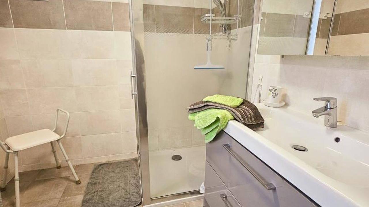 Photo of Bathroom in Vernou-sur-Brenne