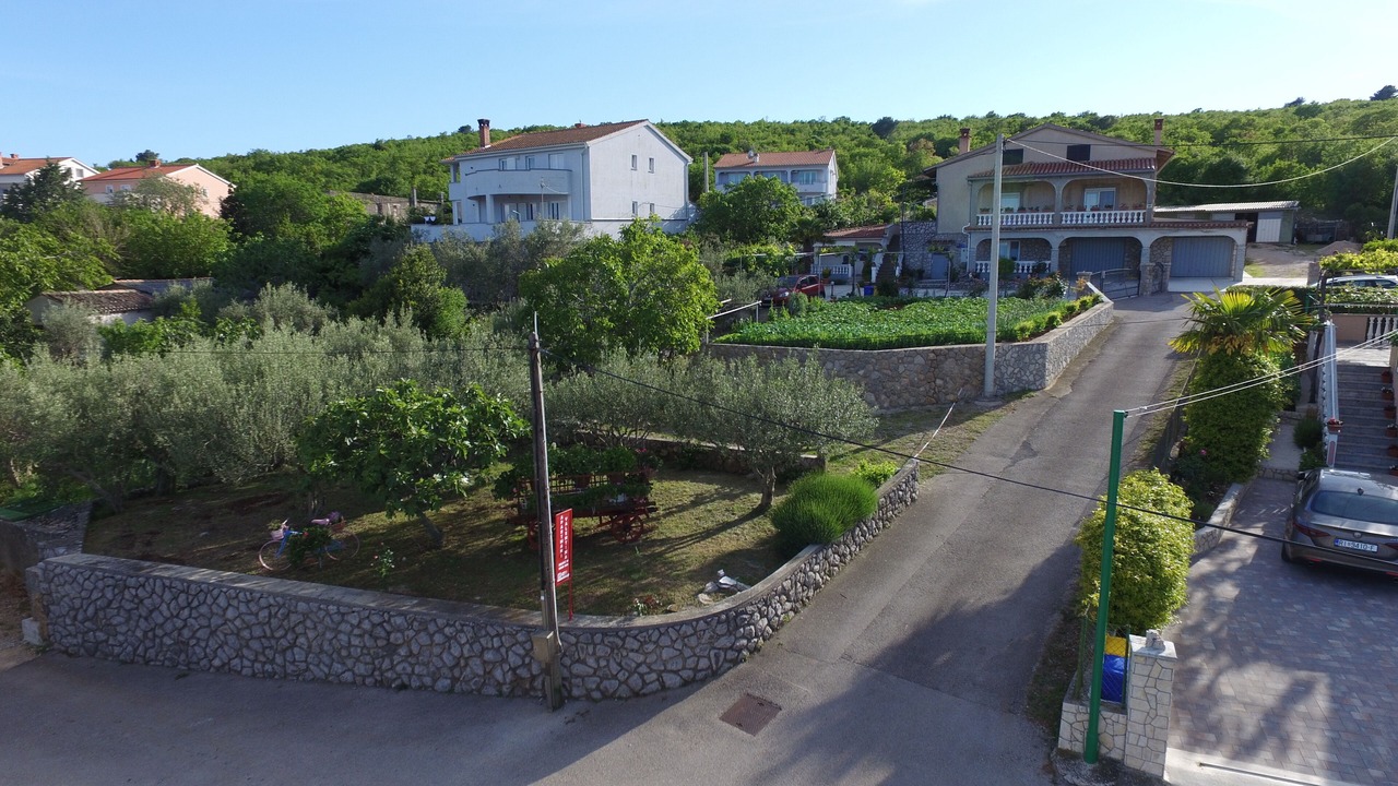 Photo of Others in Salatic