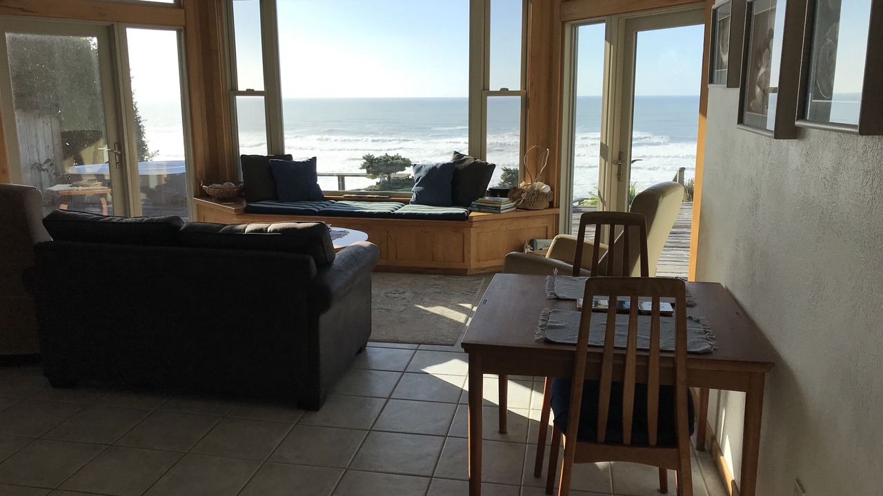 Photo of Livingroom in Westhaven-Moonstone