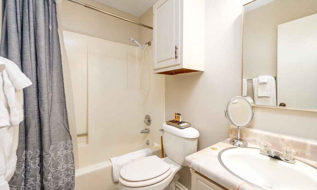Photo of Bathroom in Pineville
