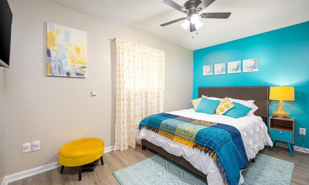 Photo of Bedroom in Pineville