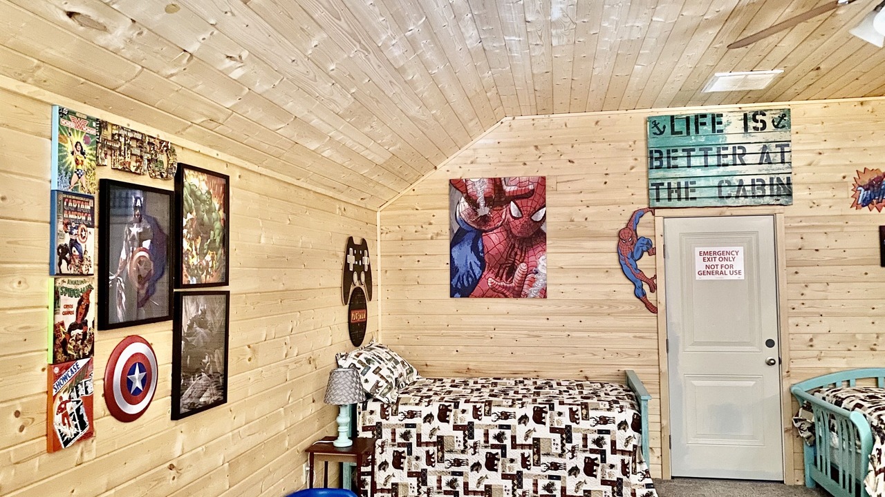 Photo of Bedroom in Higden