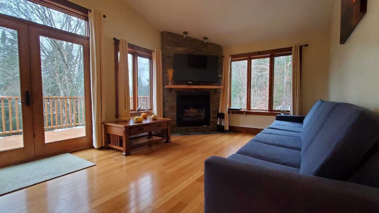 Photo of Bedroom in Val-des-Lacs