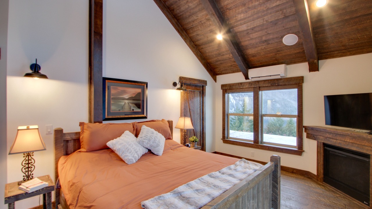 Photo of Bedroom in Cle Elum