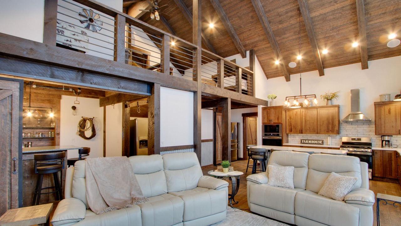 Photo of Livingroom in Cle Elum