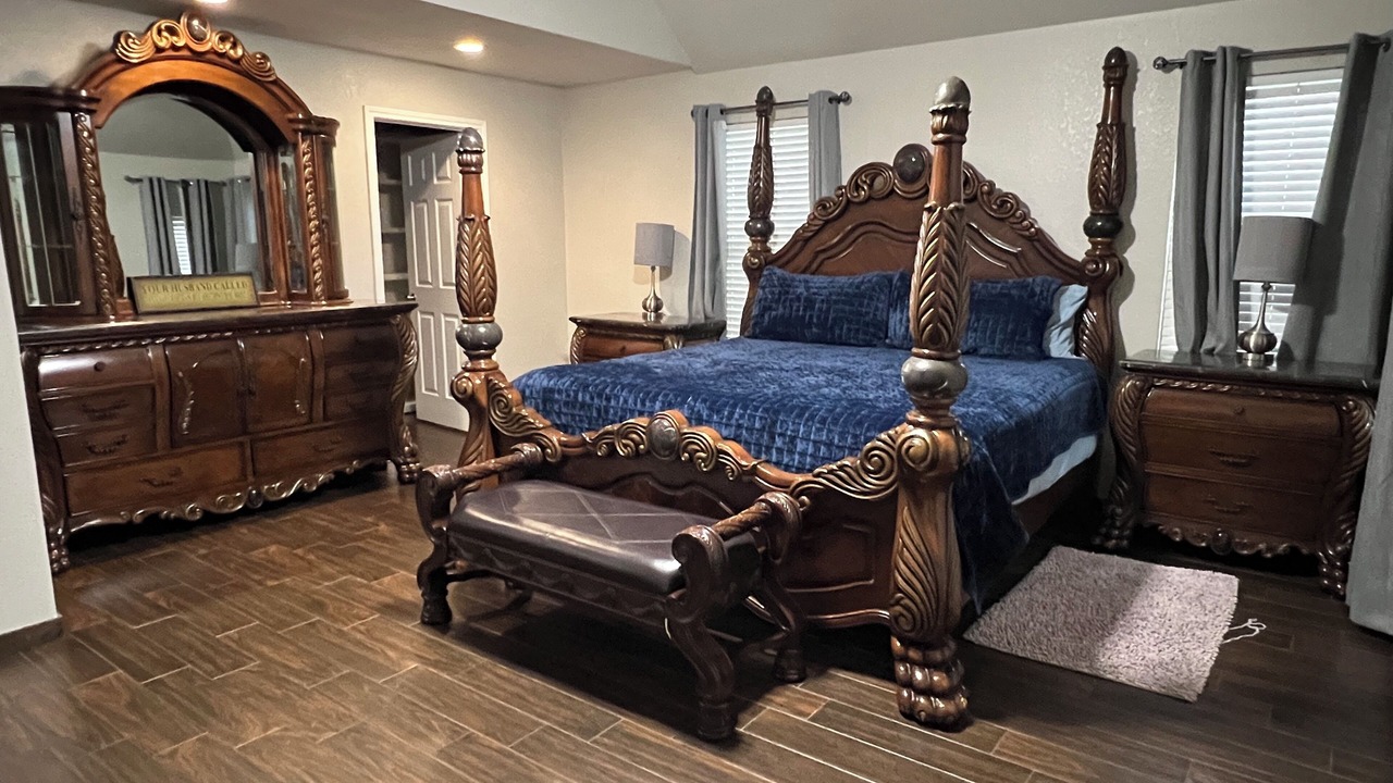 Photo of Bedroom in Northeast Houston