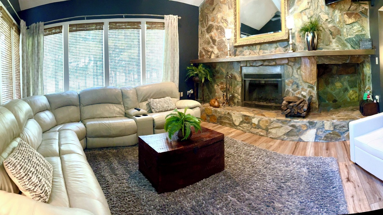 Photo of Livingroom in Benton