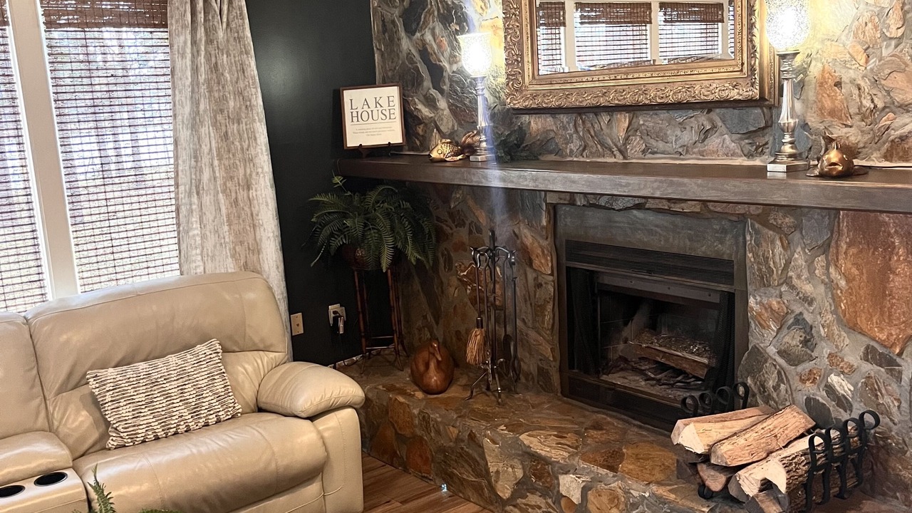 Photo of Livingroom in Benton