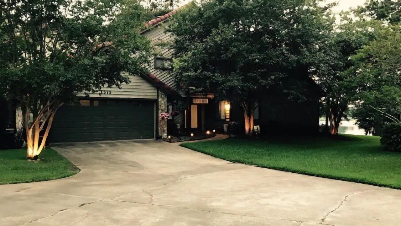 Photo of Outdoor in Benton