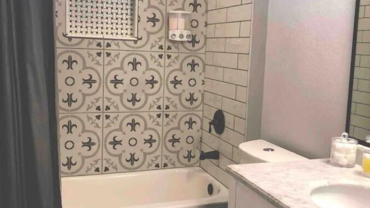 Photo of Bathroom in Sweetbriar