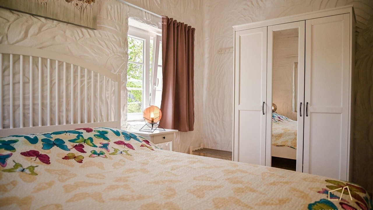 Photo of Bedroom in Risika