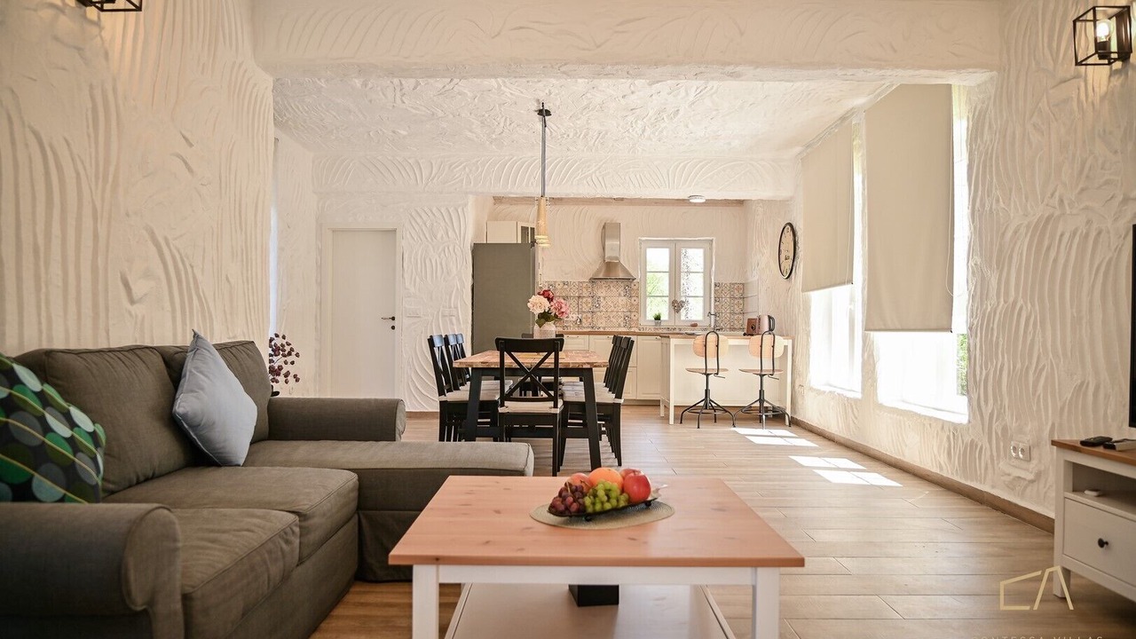 Photo of Livingroom in Risika