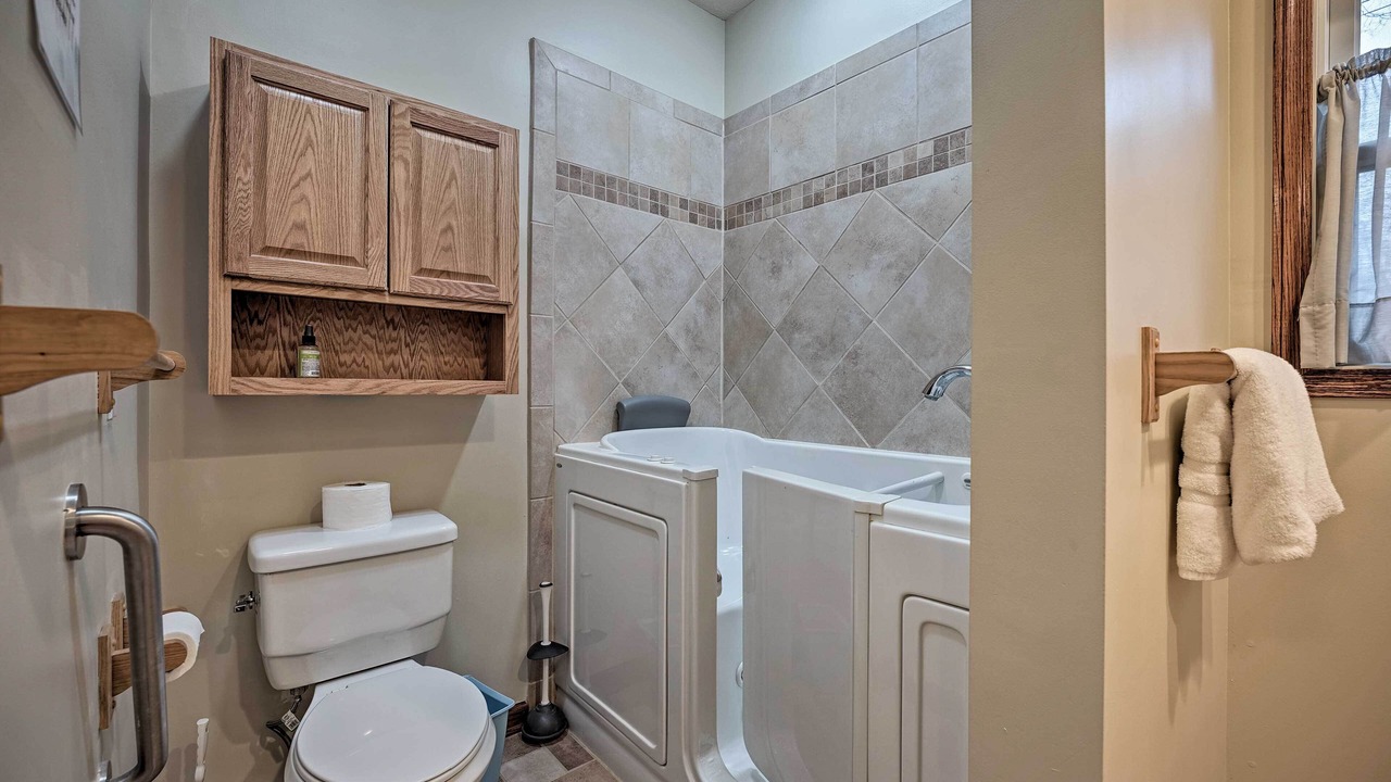 Photo of Bathroom in Douglas