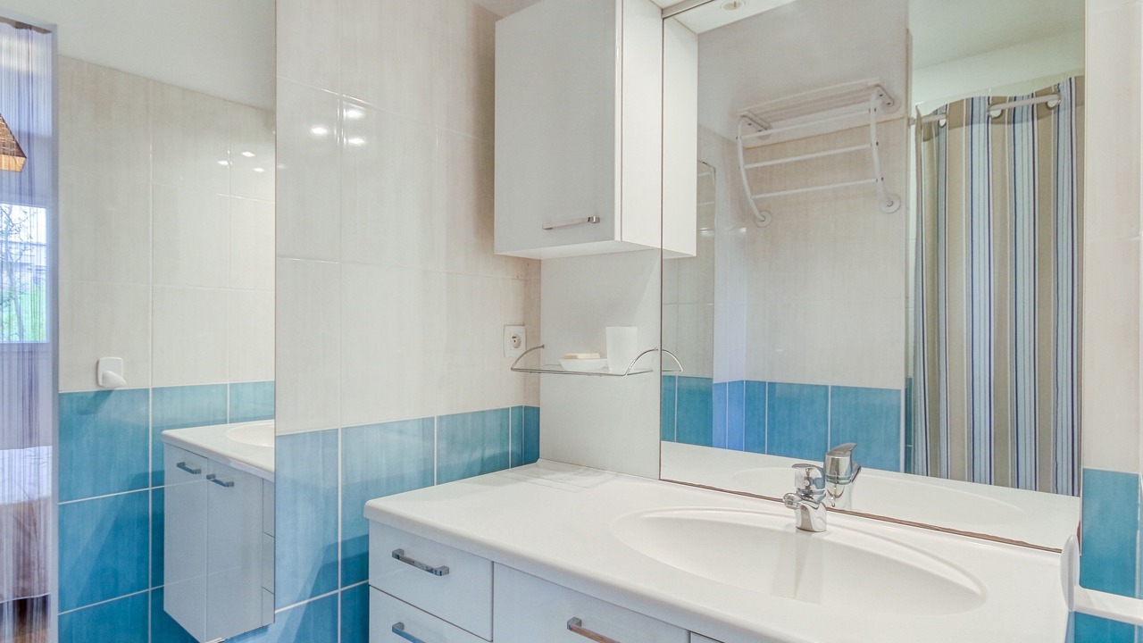 Photo of Bathroom in Planguenoual