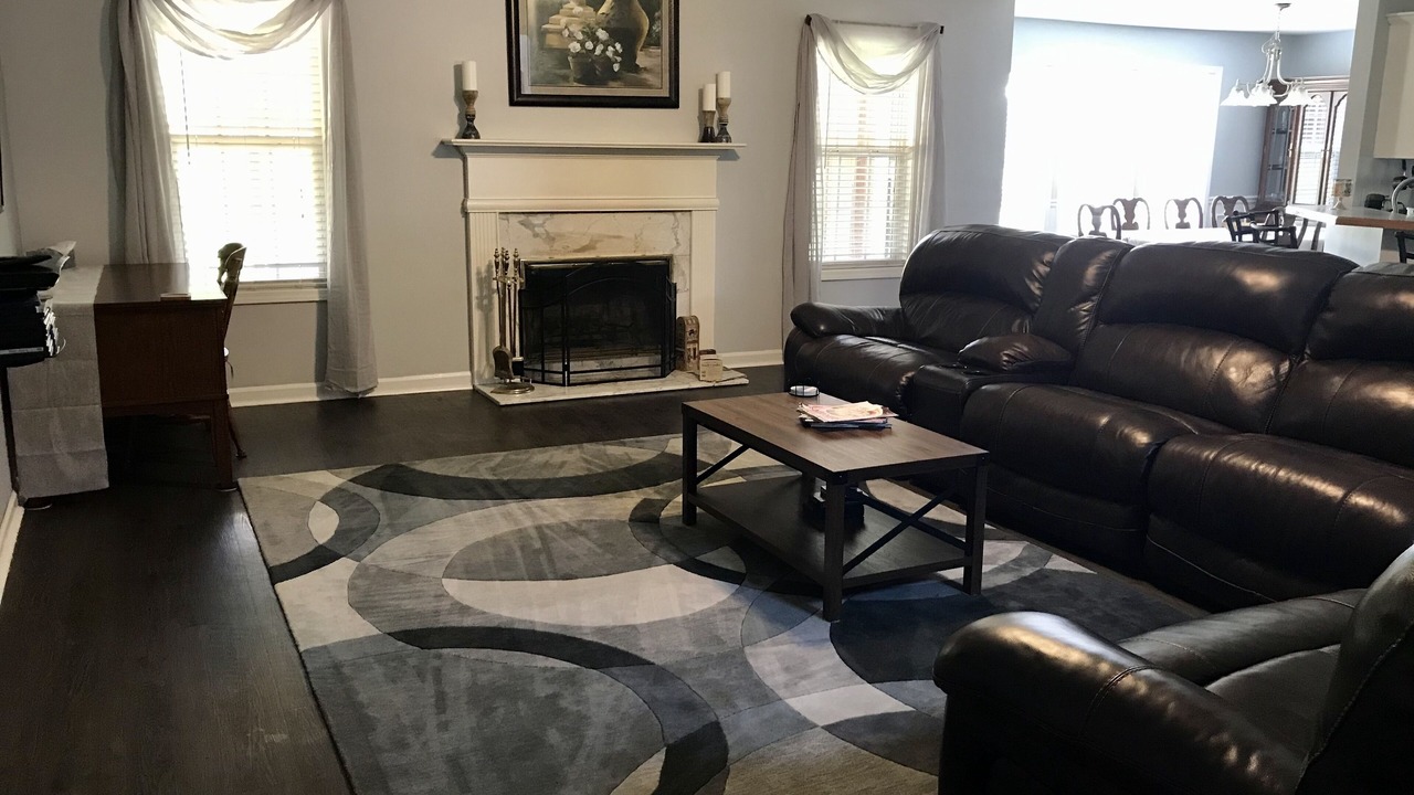 Photo of Livingroom in Hoschton