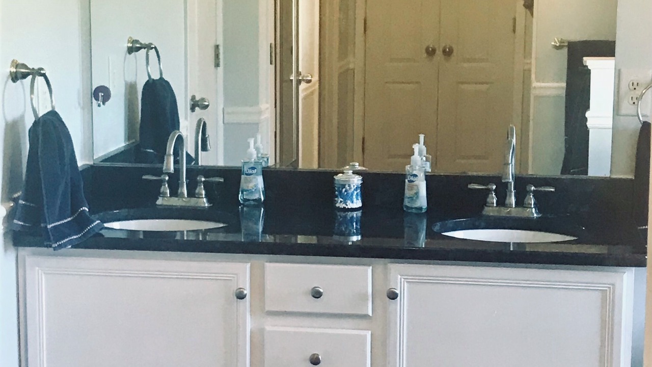Photo of Bathroom in Hoschton
