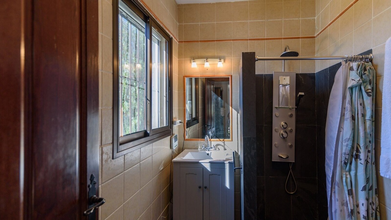 Photo of Bathroom in Villaverde del Rio