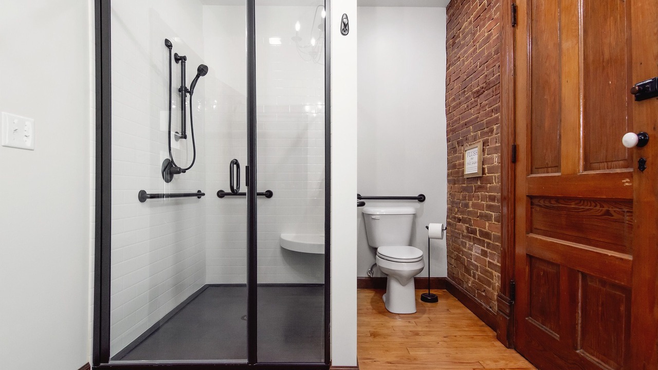 Photo of Bathroom in Marthasville