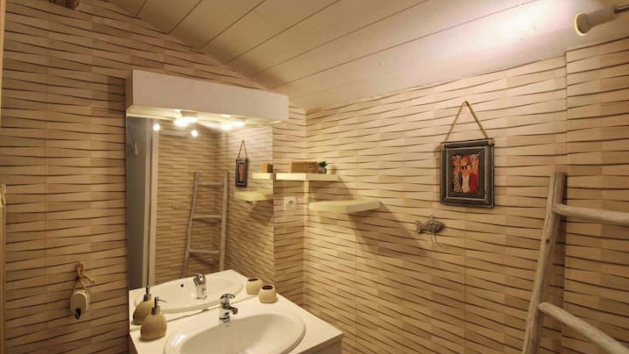 Photo of Bathroom in Migne-Auxances