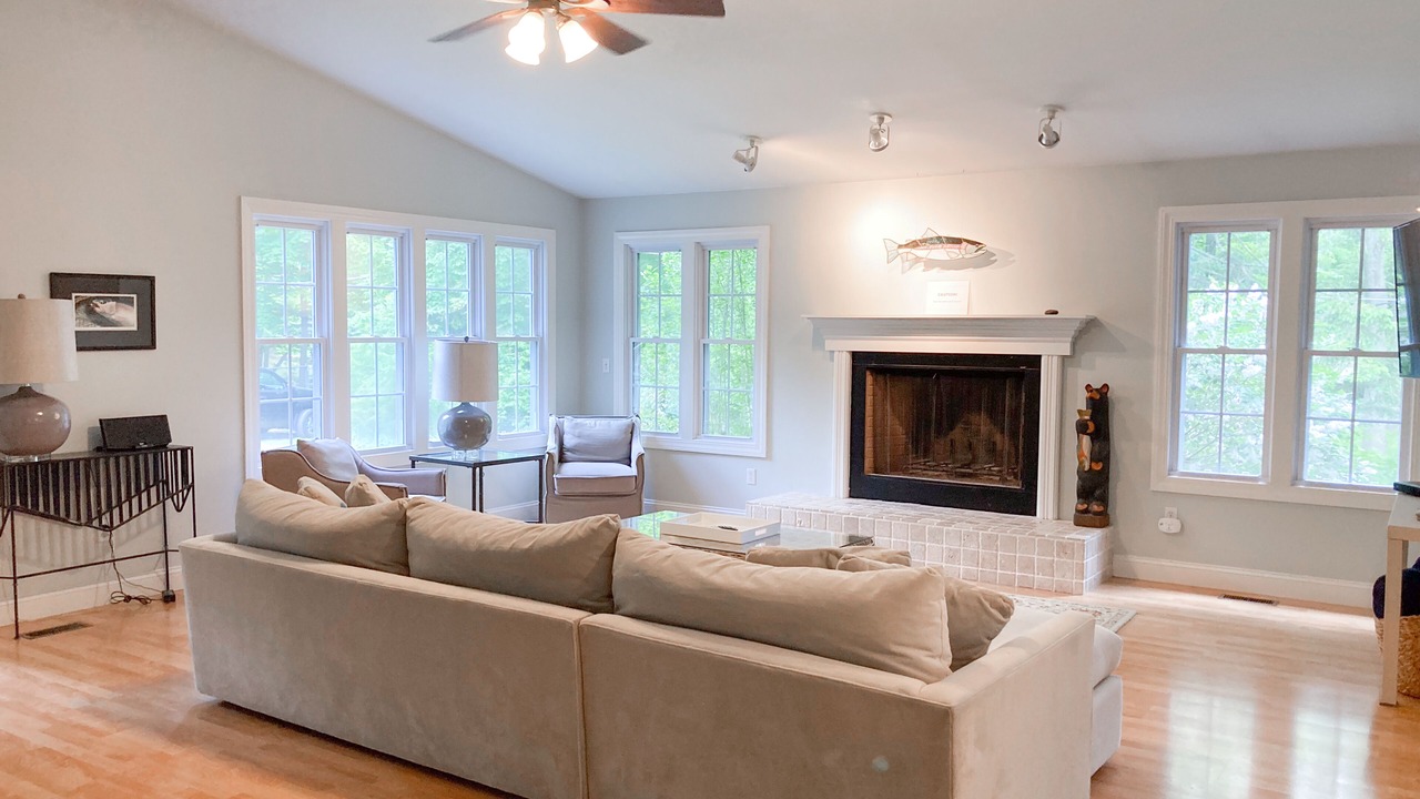 Photo of Livingroom in Harbert