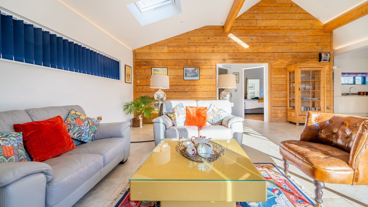 Photo of Others in Diss