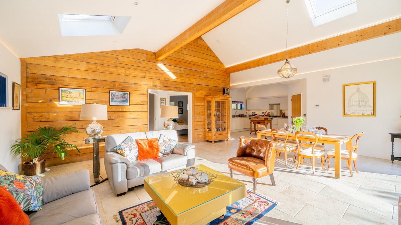 Photo of Others in Diss