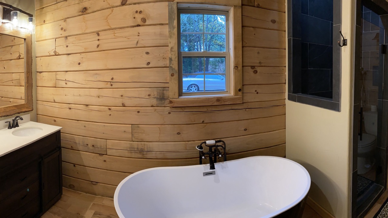 Photo of Bathroom in Lake Kiowa
