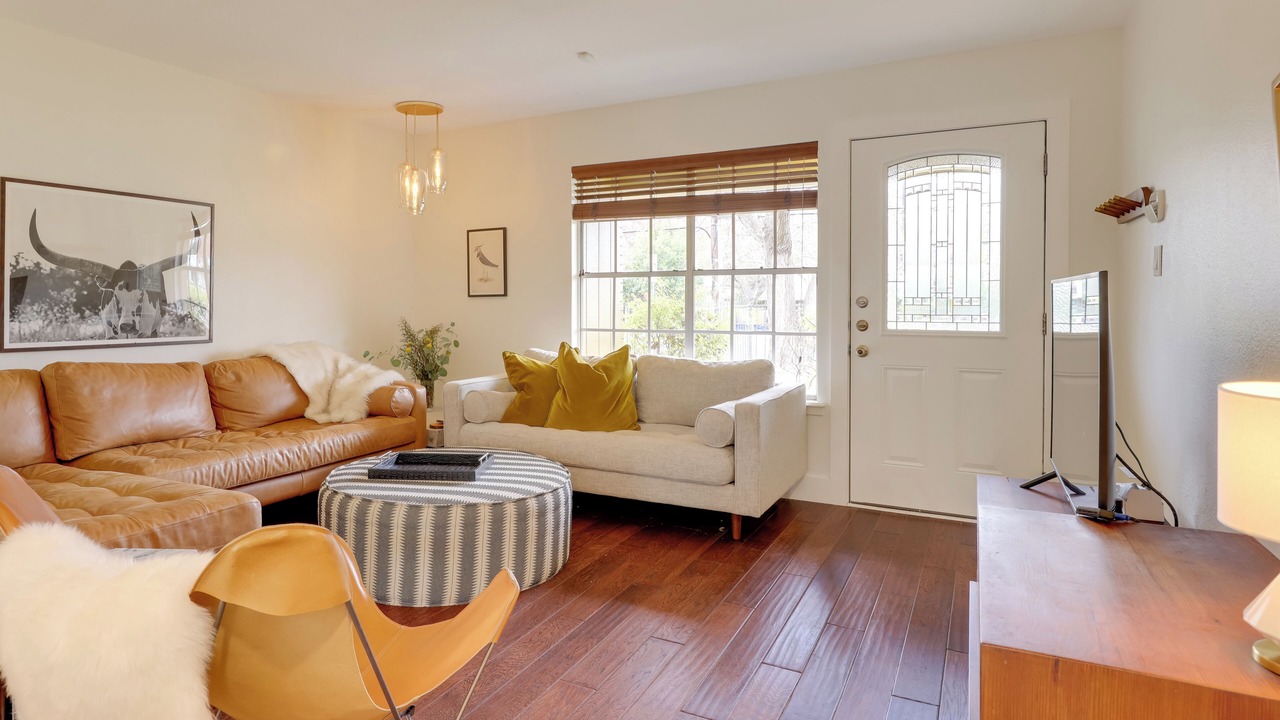 Photo of Livingroom in Austin