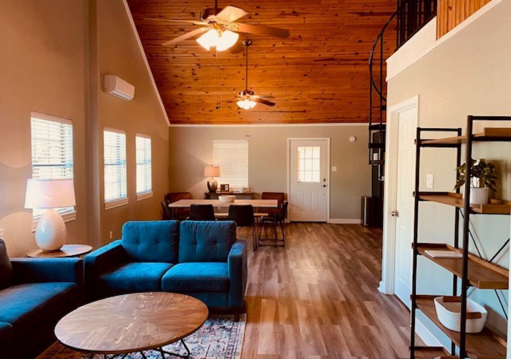 Photo of Livingroom in Camp Wood
