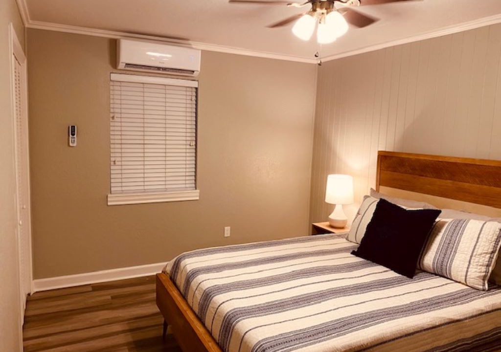 Photo of Bedroom in Camp Wood