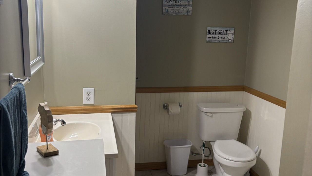 Photo of Bathroom in Clear Lake