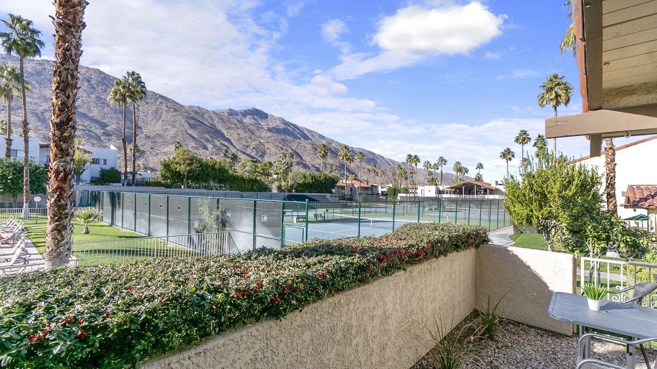 Photo of Outdoor in Canyon Corridor