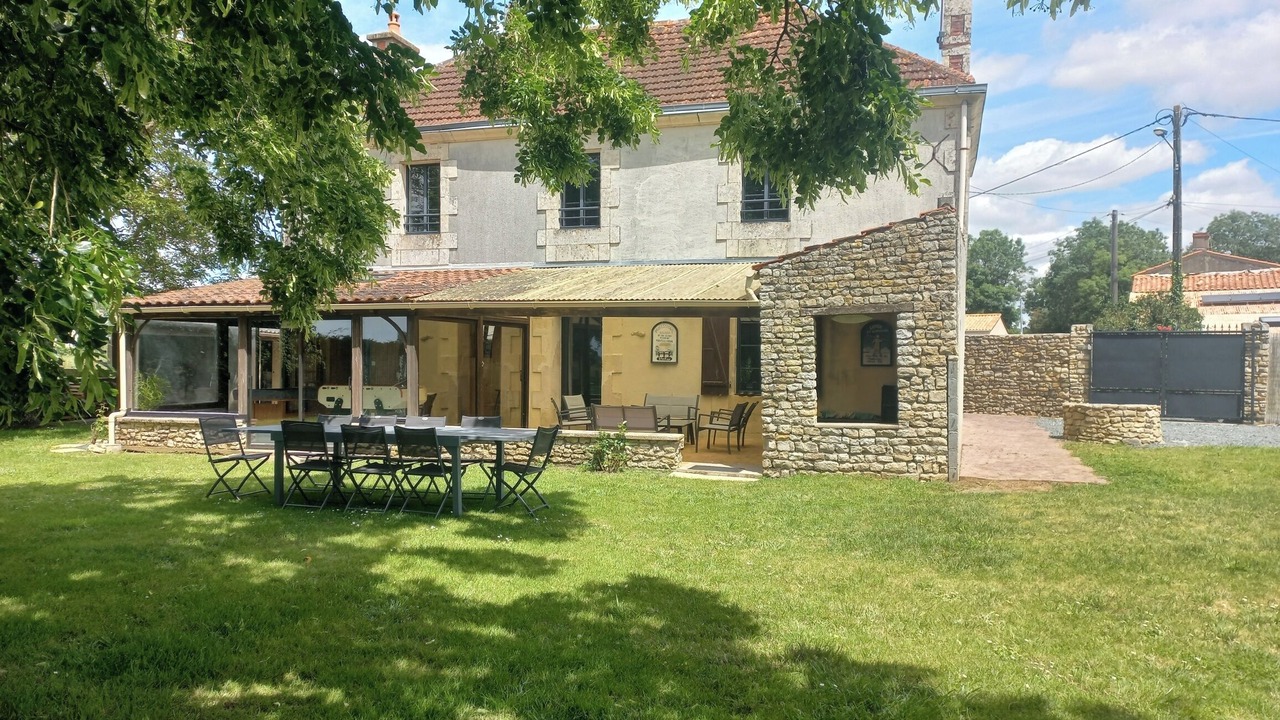 Photo of Outdoor in Mareuil-Sur-Lay-Dissais