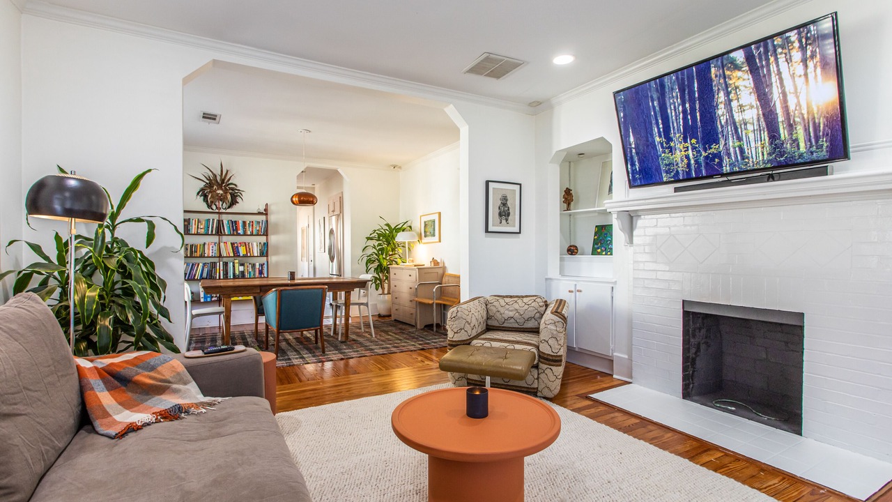 Photo of Livingroom in Oakhurst