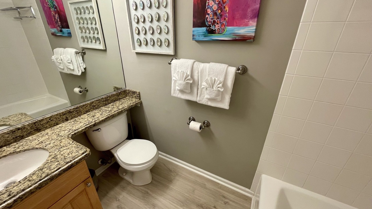 Photo of Bathroom in Marathon