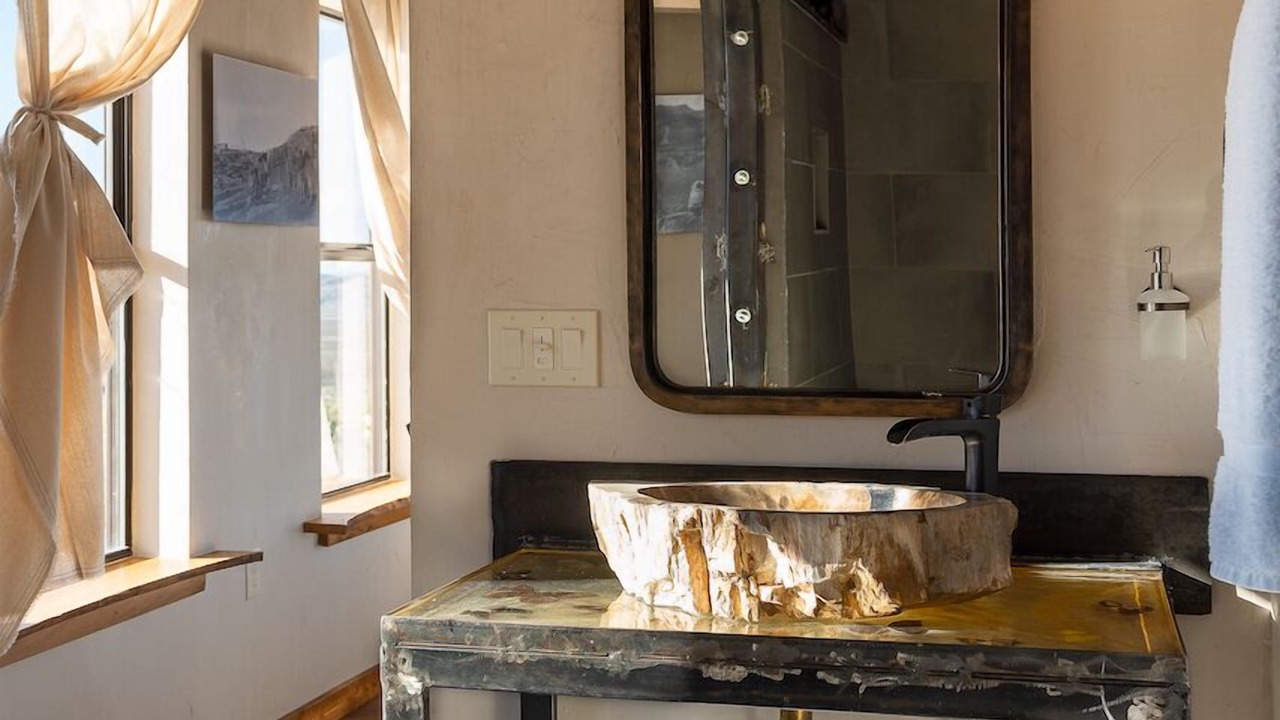 Photo of Bathroom in Alpine
