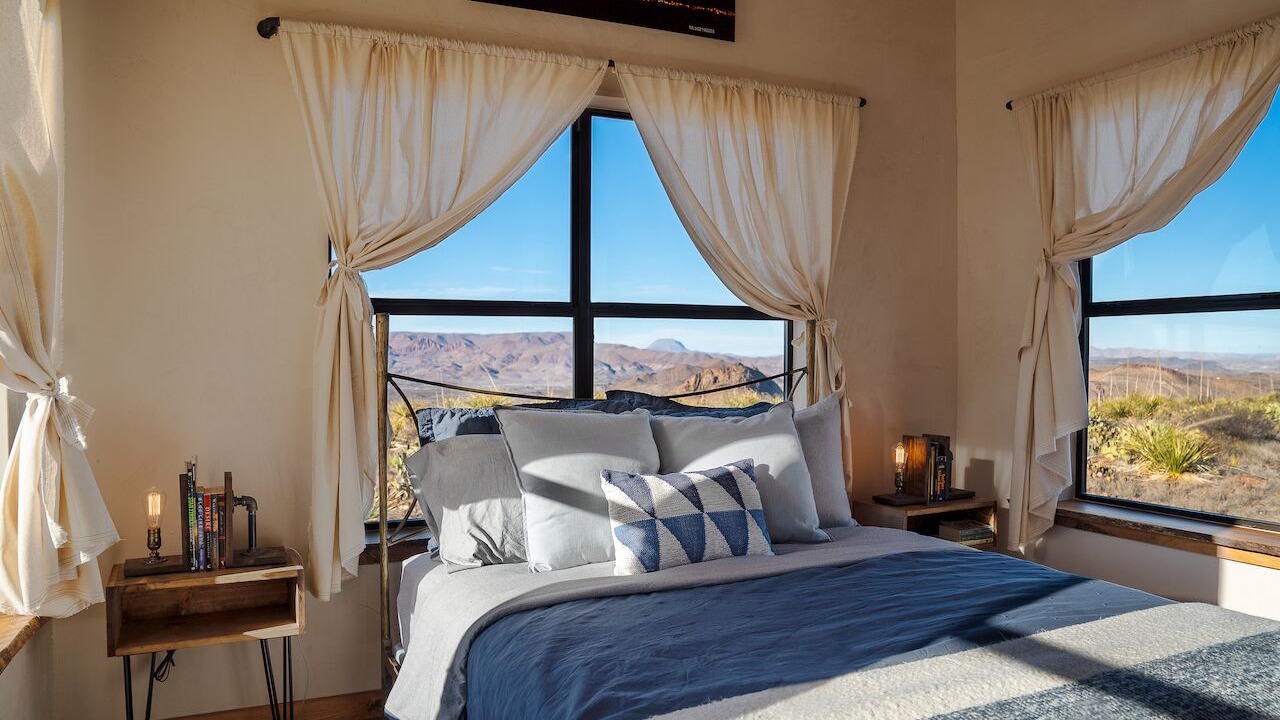 Photo of Bedroom in Alpine