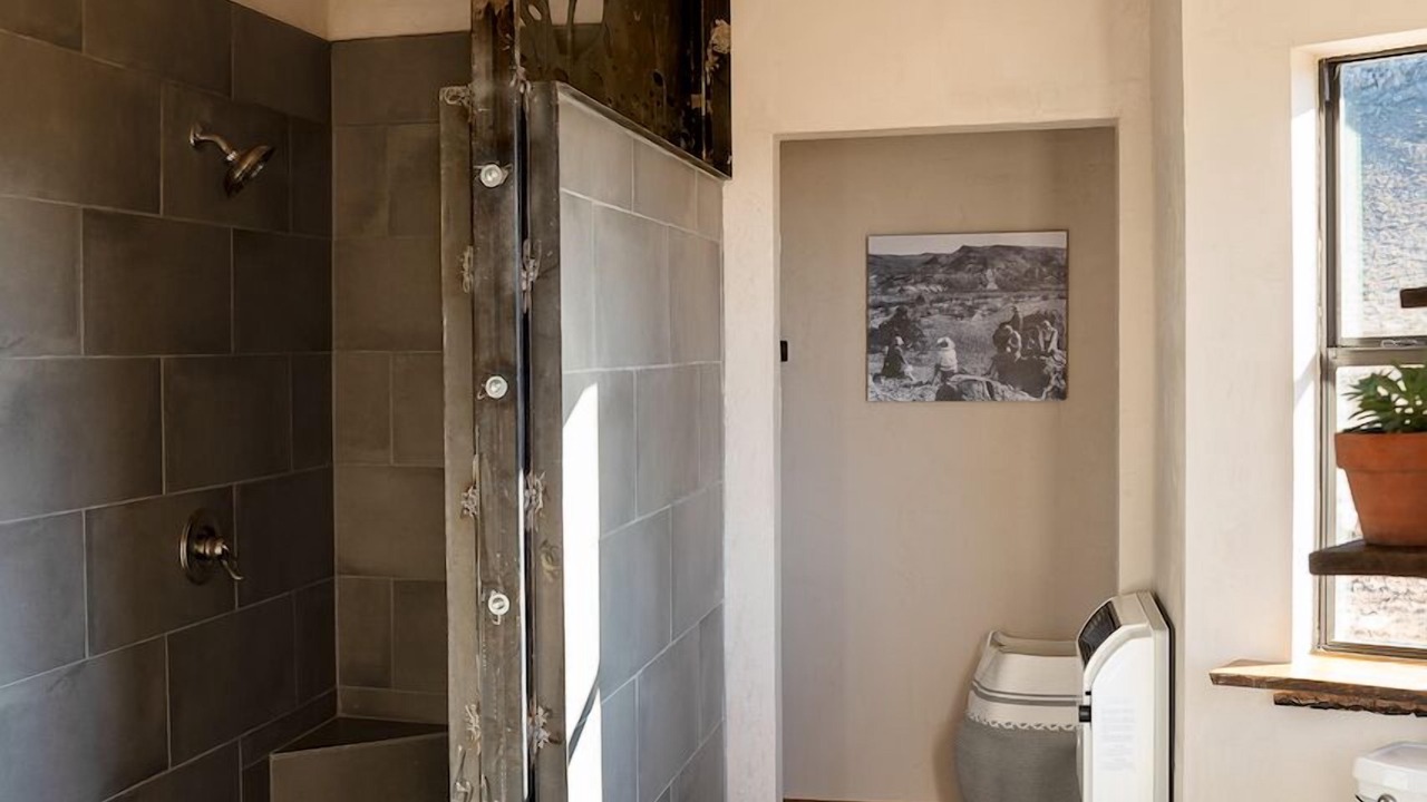 Photo of Bathroom in Alpine