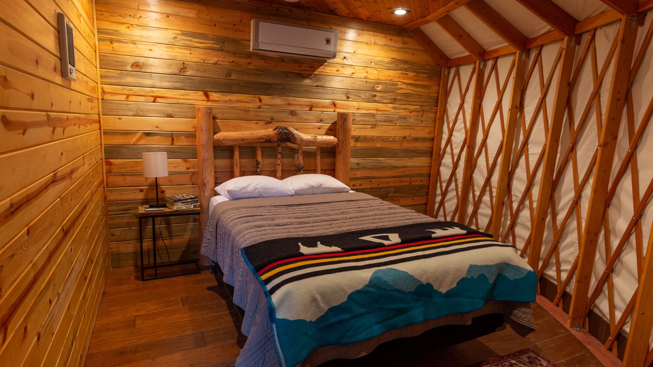 Photo of Bedroom in Craig