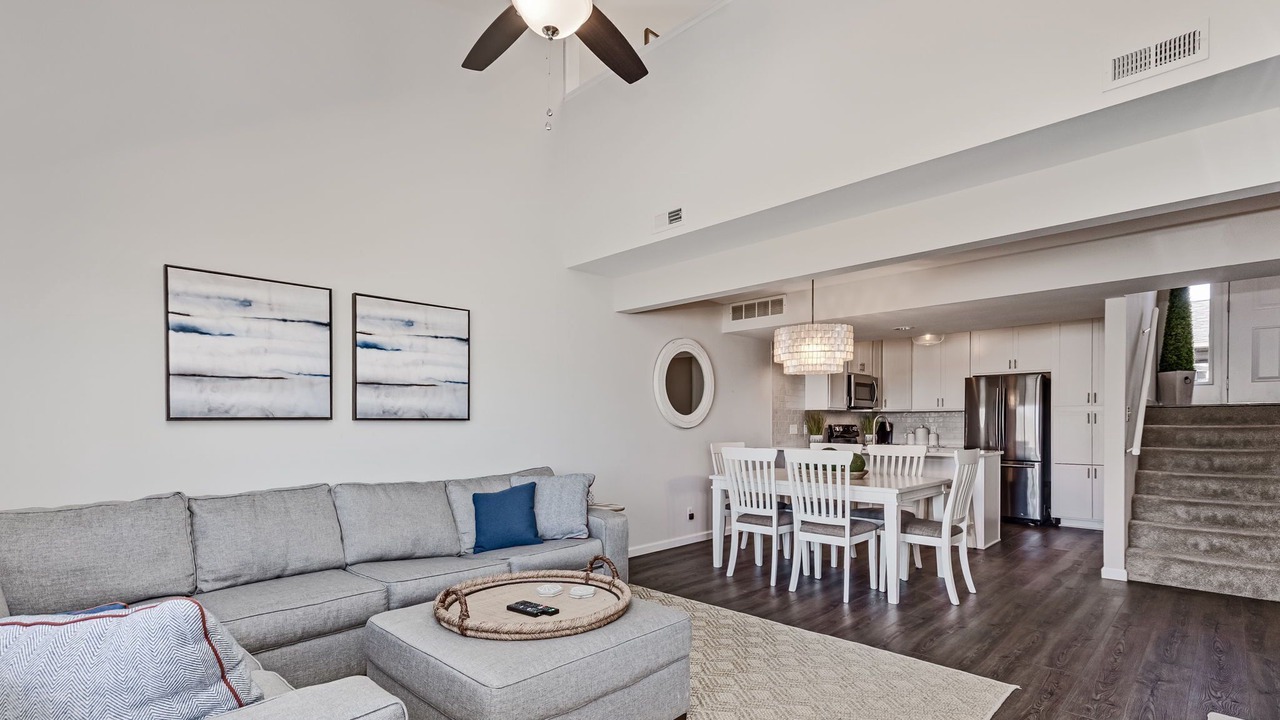 Photo of Livingroom in Innsbrook