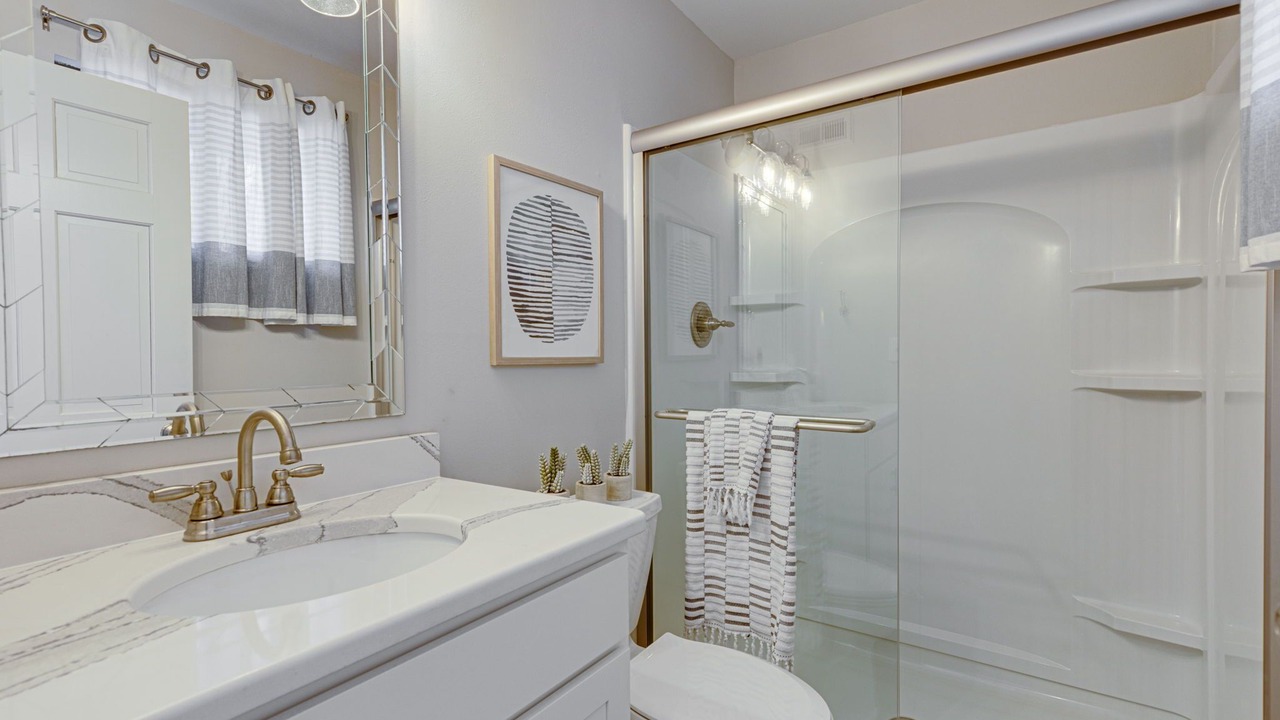 Photo of Bathroom in Innsbrook