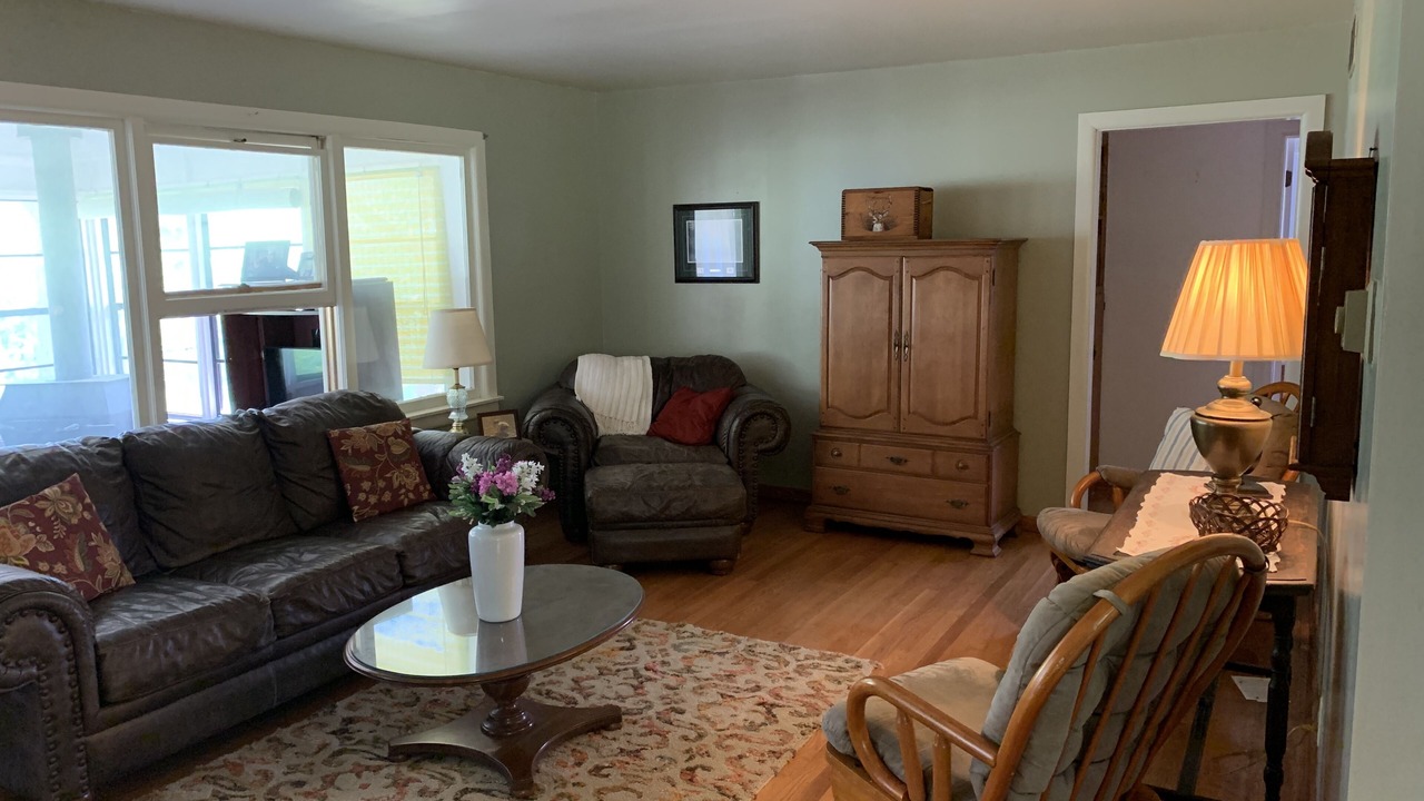 Photo of Livingroom in Berryville