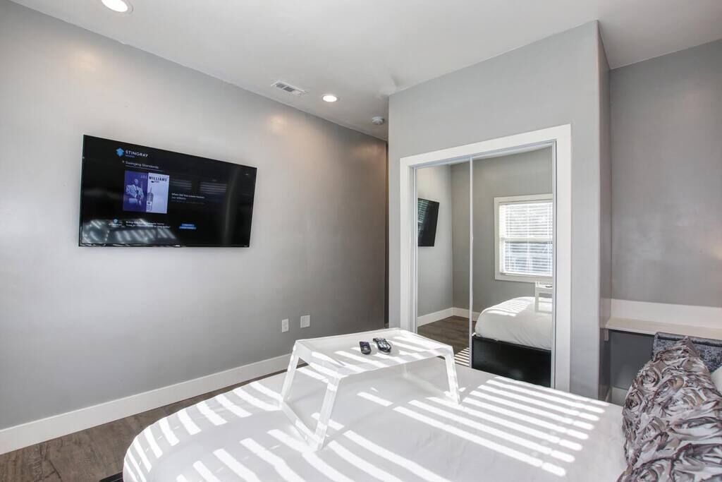 Photo of Bedroom in North Oak Park