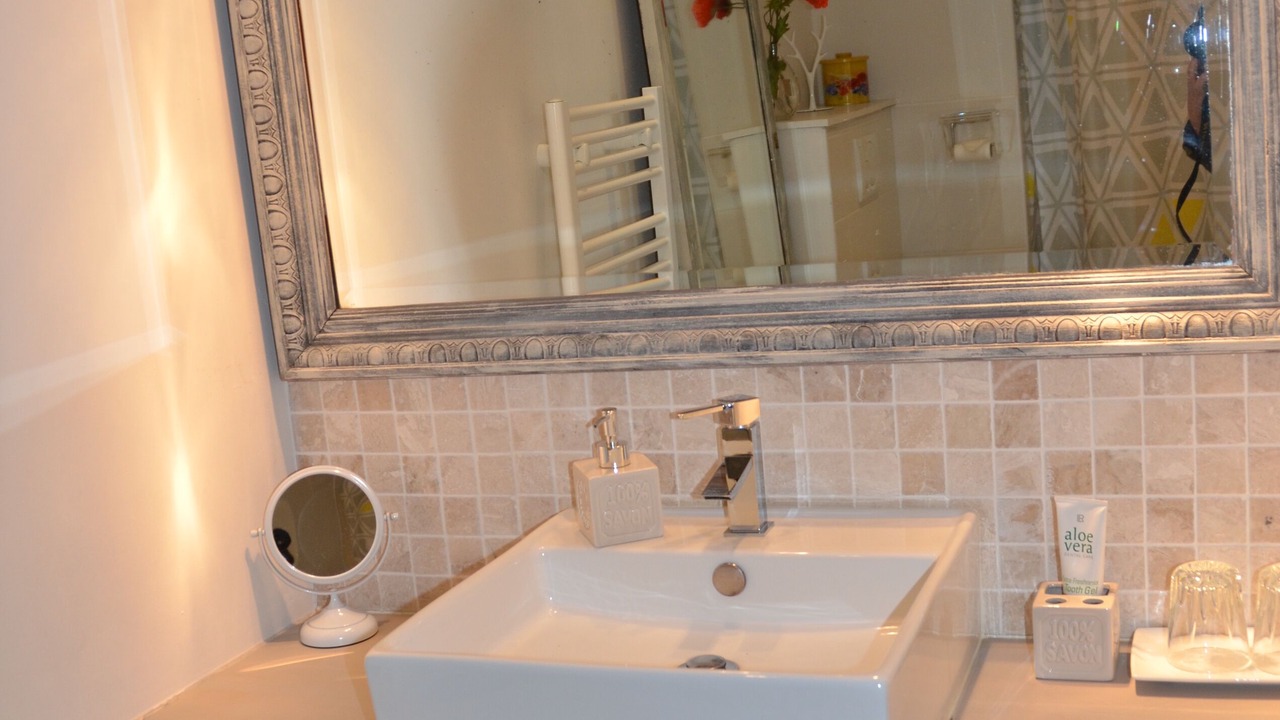 Photo of Bathroom in Lavaur