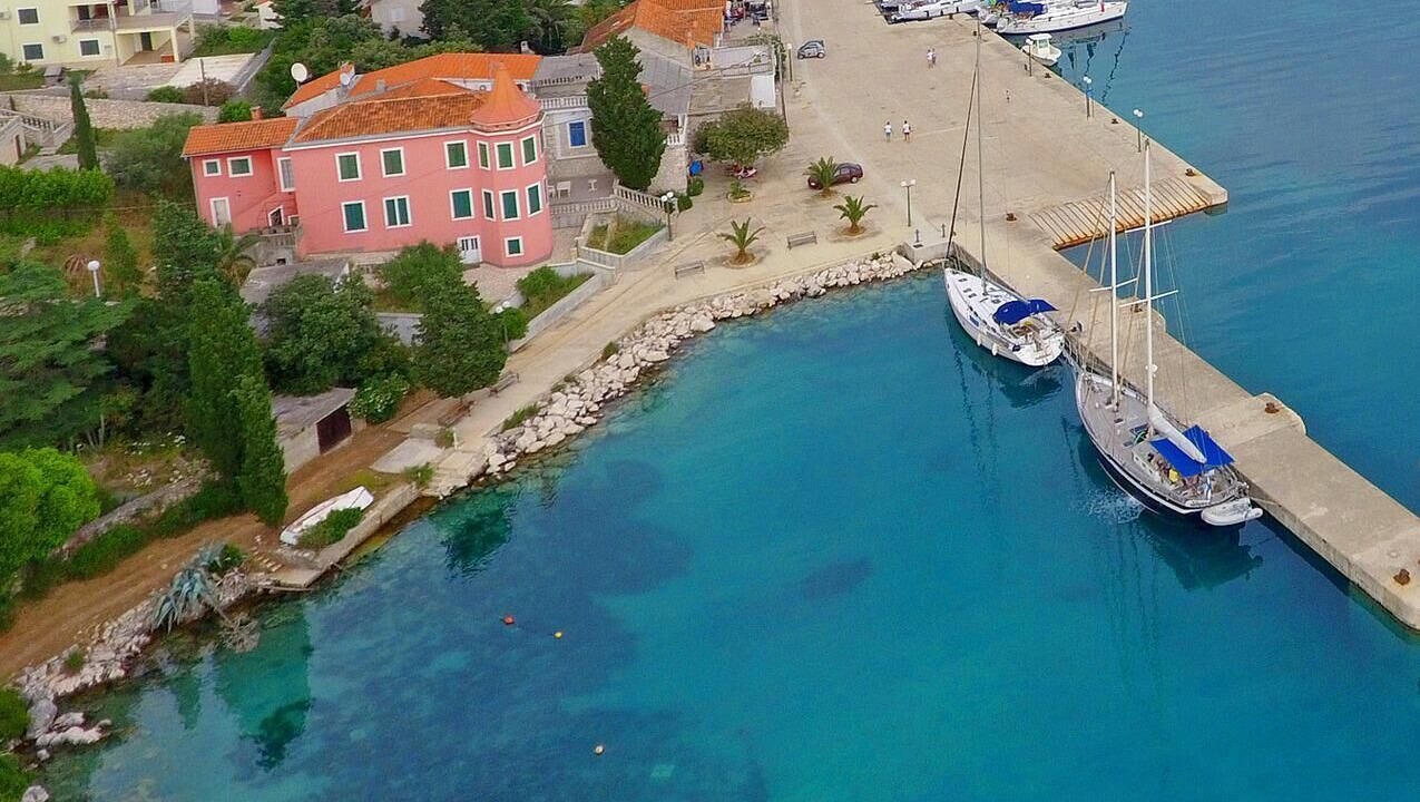 Photo of Others in Molat