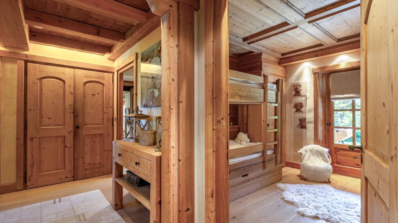 Photo of Bedroom in Demi-Quartier