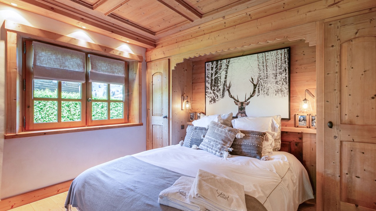 Photo of Bedroom in Demi-Quartier