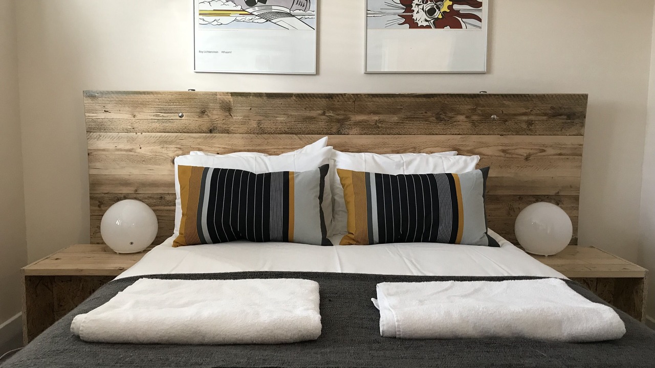 Photo of Bedroom in Glastonbury