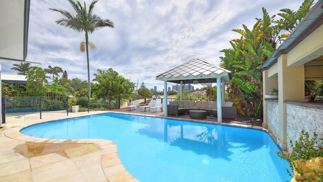 Photo of Outdoor in Mermaid Waters