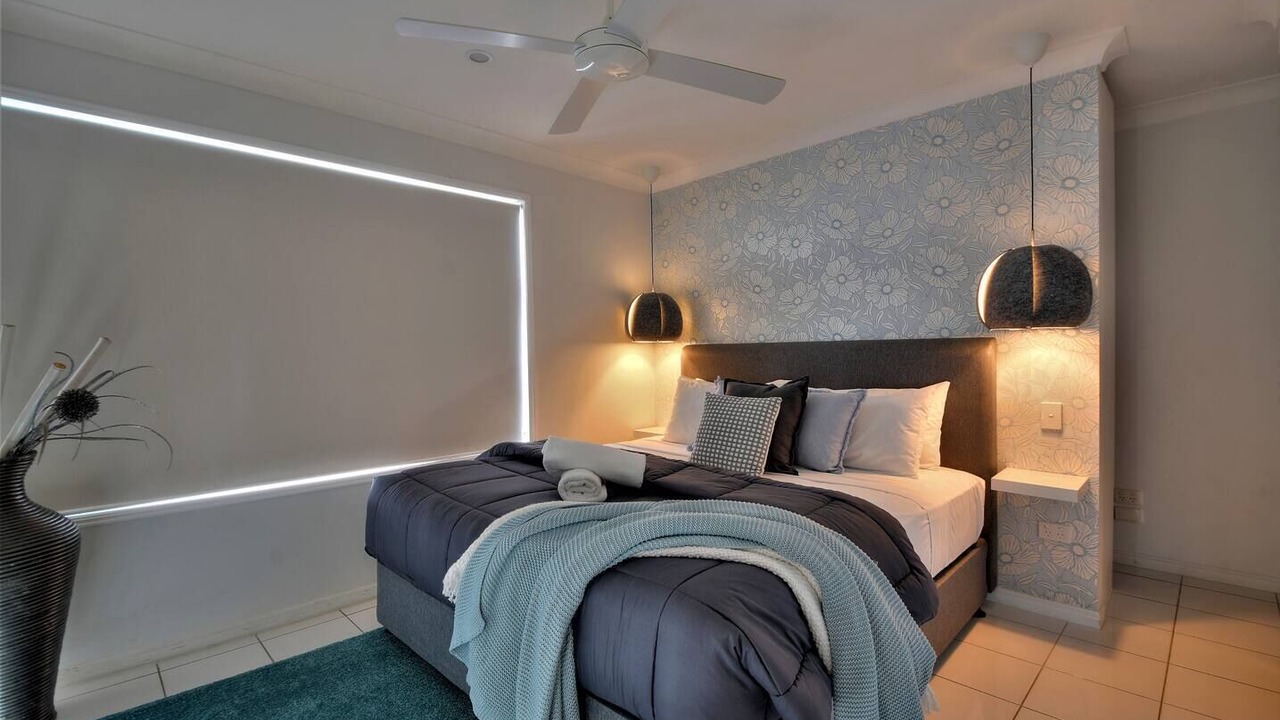 Photo of Outdoor in Mermaid Waters